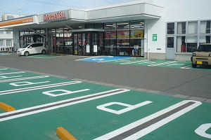 山形ダイハツ長井店